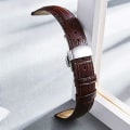 Miniatyrbild 3 av 4: Läderklockarmband Ersättning Alligator Rem För Män Kvinnor Med Silver Butterfly Deployment Spänne Dark brown 18mm