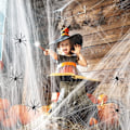 Miniatyrbilde 5 av 5: Halloween spindelvevdekorasjoner - strekkbart nett med falske edderkopper