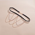 Miniatyrbild 3 av 4: Strand Imitation Pearl Leg Loop Body Chain Minimalistisk Pearl