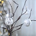 Miniatyrbild 2 av 5: Fryst vinter, silver och vit, splittersäkra julgranskulor - set om 9