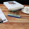 Miniatyrbild 5 av 7: Digital väckarklocka, kreativ tydlig digital klocka med transparent stor skärm Temp/Fuktighet/Datum Visning Elektronisk väckarklocka Skrivbord Guld