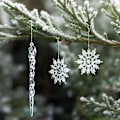 Miniatyrbilde 3 av 5: 30 stk julepynt til å henge - istapper og snøfnugg