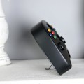 Miniatyrbillede 6 af 7: Gamepad-formet vægur, kaminur til gamere, metal, sort, 7,4 x 6,0 tommer, stille fejesekundbevægelse, unik videospilindretning sort