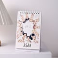 Miniatyrbild 1 av 6: Seventeen Desktop Calendar Kpop Seventeen 2024 Desktop Calendar Nyårspresent för fans