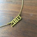 Miniatyrbild 6 av 6: Old English Födelseår Halsband Hängen Rostfritt stål Gotiska smycken nummer 1985-2020 Choker Halsband Kvinnor Presenter 2018 Gold-color