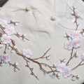 Miniatyrbild 3 av 8: Vackra broderade plommonblommor Flower Patch Stryk/sy på App Red