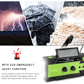 Pikkukuva 2 / 3: Aurinkoenergialla toimiva hätäradio, 4000mAh kannettava lukulampi taskulampulla ja liikeanturilla, matkapuhelimen laturi, SOS-hälytin kotiin ja hätätilanteisiin