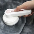 Miniatyrbillede 4 af 5: Fnullerfjerner til tøj, elektrisk fnugfjerner, genopladelig sweaterbarbermaskine med udskiftelige rustfri stålblade, fjerner effektivt fnugpiller