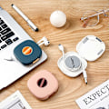 Miniatyrbilde 5 av 5: PIAO 6-pakks Retraktable Kabelorganisering Ladningskabelarrangør Telefonkabelholder Retraktable Kabelspoler Liten Spoleveske for USB-kabel Hodesett C