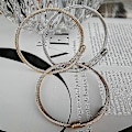 Miniatyrbilde 3 av 5: 3 stk. stablebare kabeltråder i rustfritt stål, tvinnede mansjettarmbånd for kvinner, gull/rose/sølv