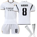 Miniatyrbillede 1 af 2: 23-24 Real Madrid hjemmefodboldtrøje til børn nr. - 8 Kroos 8-9 years