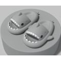 Miniatyrbillede 1 af 5: Shark Slippers Badetøfler EVA Shark Slippers Børn Kvinder Mænd Bløde Floppy Slippers Sandaler Nettøfler - Gray 25-25.5cm