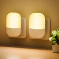 2-pack plug-in nattlampa med skymningssensor, PÅ/AV/AUTO-lägen, 3000K varmvit LED [Energiklass A]