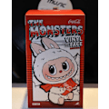 Miniatyrbild 1 av 9: Labubu The Monsters POPMART Coca-Cola Plyschleksak (1 Blind Box) Figur Barnpresent