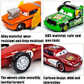 Miniatyrbild 4 av 4: Disney Pixar Bilar 3:e Lot Lös Blixten McQueen 1:55 Diecast Modellbil Leksaker No. 11 of the third generation