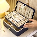 Miniatyrbild 4 av 5: Smyckeskrin för kvinnor, flickor, flickvän, fru, perfekt present, stort smyckesförvaringsfodral i läder med två lager (blå)