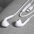 Miniatyrbillede 2 af 2: iPhone Kompatible Lightning In-Ear Høretelefoner iPhone X/11/12/13/14 Hvid