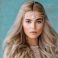 Pikkukuva 2 / 5: Vintage hiuskorut/Boho hiuskorut - hopeiset ketjut ja strassi