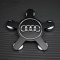 Miniatyrbild 1 av 5: Passar till Audi 134mm femklor täckhjulnavlogotyp A6 A4L-Audi 5-klor konvex sub-svart (fyra pack)