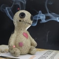Miniatyrbild 1 av 5: Dhrs Voodoo-docka Konrökelsebrännare, Rök kommer ut ur ögon och mungipa, Voodoo