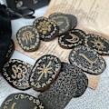 Miniatyrbild 3 av 3: Trärunor Stenset Häxrunor Set 14 st Graverade Runesymboler För Spådom