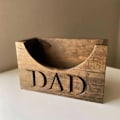 Miniatyrbild 1 av 6: Personlig trähattställ för pappa, trähattställ displayställ, basebollkeps hattförvaringsställ (brun) brown