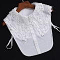 Miniatyrbillede 9 af 11: Dame revers revers falsk krave hul blomst blonde chiffon halv bluse dickey
