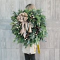 Miniatyrbilde 2 av 4: Julekrans i landlig stil med bjelle, julekrans til inngangsdøren, hengende pynt, juledekorasjon