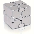 Pikkukuva 1 / 6: Infinity Magic Cube: Paranna keskittymistä, reaktiota ja ketteryyttä – Kannettava stressihelpotus