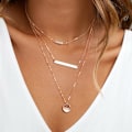 Miniatyrbillede 3 af 5: Fint Lagdelt Choker Halskæde, Håndlavet 14K Guldbelagt Y Vedhæng Halskæde Multilayer Bar Disc Halskæde Justerbar Lagdeling  Halskæder til Kvinder
