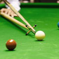 Pikkukuva 4 / 4: 3-osainen biljardi- ja snooker-pöydän tukijalka
