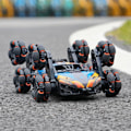 Pikkukuva 2 / 9: 8-Pyöräinen Eleohjattava RC Stunt-auto, Kauko-ohjattava Lelu Pojille 6-14V