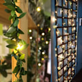 Pikkukuva 4 / 5: Keinotekoiset vihreät lehdet LED-valosarjat, useita pituuksia Riippuvalot Paristokäyttöiset Vine Fairy String Lights Ripustettava seppele valosarjat（5M）