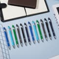 Miniatyrbillede 3 af 6: Kuglepenne med Trykknap Multipack 2 i 1 Pensesæt med Stylus Spids Sort Blæk Penne til Arbejdskolleger Søde Papirvarer Kvinder Mænd Kontorgave Basic Basic