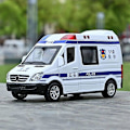 Pikkukuva 3 / 5: 1:32 Simulaatio Ambulanssimalli Metalliseos Vedä Taakse Ääni ja Valo Painevalettu Auto Lelu Poliisi Erikoisajoneuvo Lasten Lelu Lahja