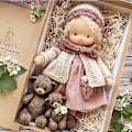 Miniatyrbild 1 av 2: Handgjord Waldorf-docka, stickad plyschdocka, julklapp till flickor [ZHE] Style 10