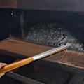 Miniatyrbillede 4 af 5: Pizzaspade børste, kobbertråd pizzasten rengøringsbørste med