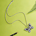 Miniatyrbillede 2 af 5: Smuk legering rhinestone sommerfugl lang halskæde mode emalje sommerfugl halskæde kvinde kvinde