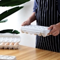 Miniatyrbilde 1 av 5: 2 grå eggbeholdere for kjøleskap, rader eggdispenser for kjøleskap, plassbesparende eggbeholderbrett（12 * 2 egg）