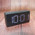Miniatyrbillede 2 af 5: （sort）Elektrisk bordur med store tal, USB-port, batteribackup-alarm, sommertid, 12/24 timer, indretning