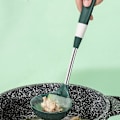 Miniatyrbillede 4 af 5: Højtemperaturbestandig silikonesuppe ske køkken non-stick lang håndtag suppe ske husholdningsske