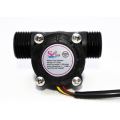 Miniatyrbild 1 av 2: Water Flow Meter Hall Effect Counter Sensor. Model: YF-S201 Svart