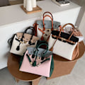 Miniatyrbillede 5 af 5: Stilful Sort Tote Taske til Kvinder Rummelig Design med Elegante Sølvdetaljer Black