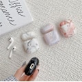 Miniatyrbild 10 av 10: Airpods Shield - skal med svart marmor motiv Svart