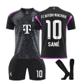 Pikkukuva 1 / 2: 2324 Bayern vieras musta jalkapallopaita hiha aikuisille lapsille NO.10with socks 16