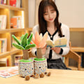 Miniatyrbilde 2 av 5: 1. 35cm Simulering Drake Skjegg Tre Plysjleker Kawaii Potteplanter Dukker Fylte Myke Bonsai Dekorative Leker For Barn Oransje