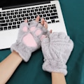 Miniatyrbild 1 av 5: Nya Vinterhandskar Kvinnor Björn Plysch Katt Tafs Klo Handskar Söt kattunge Fingerless vantar Jul Halloween för flickor Presenthandskar Gray