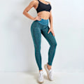 Pikkukuva 2 / 5: Tiktok Hot Scrunch treenihousut Cellular leggingsit korkealla vyötäröllä Green M
