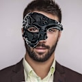 Miniatyrbild 3 av 5: Robotmask i metall, maskeradfest för Halloween Silver