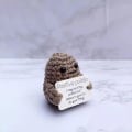 Miniatyrbild 3 av 3: Rolig positiv potatisstickad docka Födelsedagspresent Sovrumsinredning Skrivbord Heminredning - Snngv B
